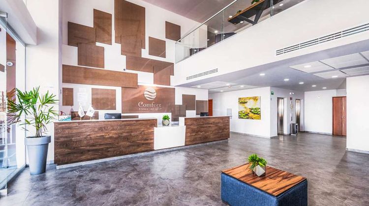 Comfort Inn & Suites Los Cabos Lobby