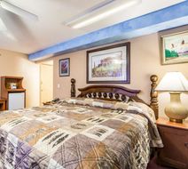 Rodeway Inn & Suites Big Water Room