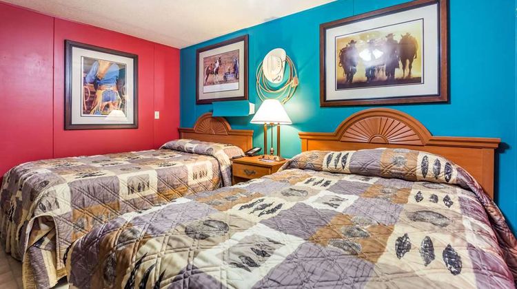 Rodeway Inn & Suites Big Water Room