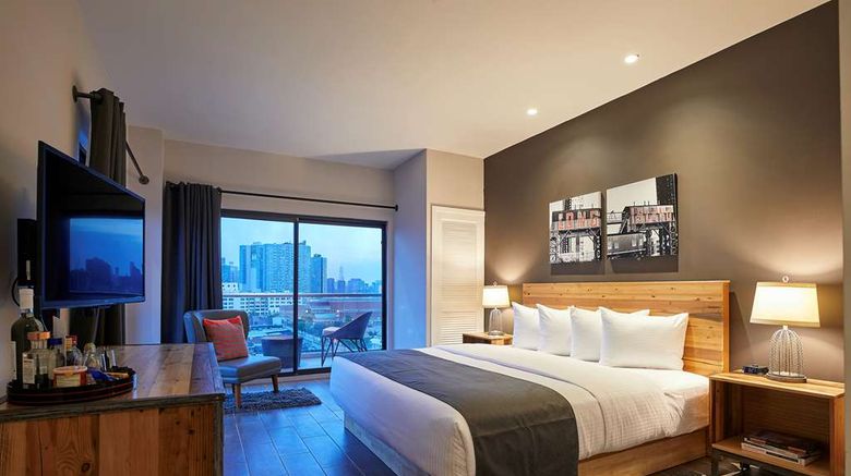 <b>Ravel Hotel, Trademark Collection Hotel Room</b>. Images powered by <a href="https://iceportal.shijigroup.com/" title="IcePortal" target="_blank">IcePortal</a>.