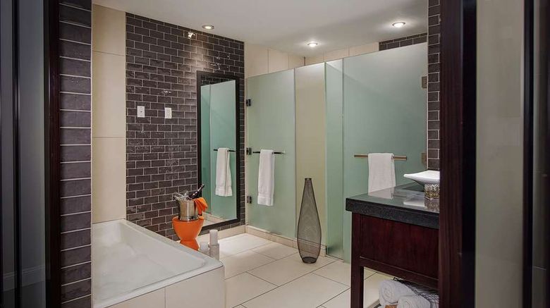 <b>Ravel Hotel, Trademark Collection Hotel Room</b>. Images powered by <a href="https://iceportal.shijigroup.com/" title="IcePortal" target="_blank">IcePortal</a>.