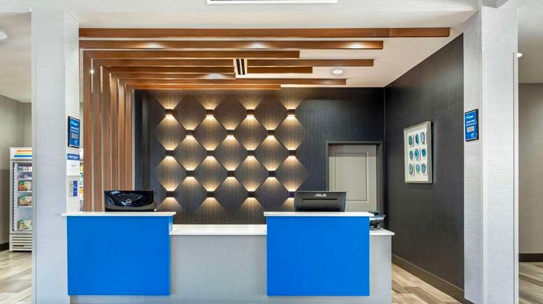 <b>Best Western Plus Medical Center Lobby</b>. Images powered by <a href="https://iceportal.shijigroup.com/" title="IcePortal" target="_blank">IcePortal</a>.