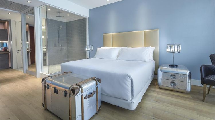 NH Collection Casacostanera Room