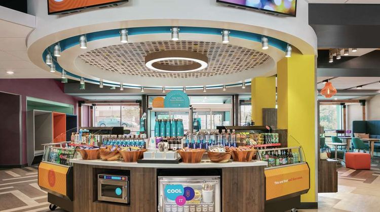 Tru by Hilton Charlotte Ayrsley Restaurant