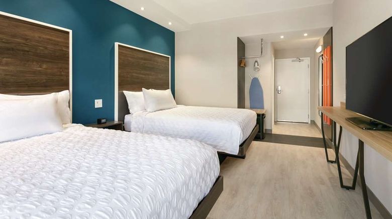 <b>Tru by Hilton Charlotte Ayrsley Room</b>. Images powered by <a href="https://iceportal.shijigroup.com/" title="IcePortal" target="_blank">IcePortal</a>.