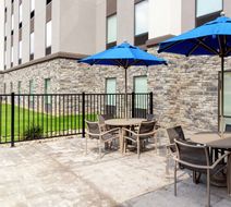 Hampton Inn & Suites Xenia/Dayton Exterior
