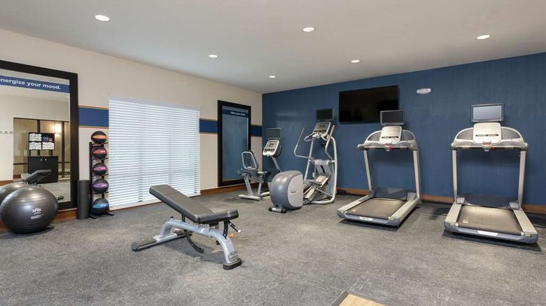 <b>Hampton Inn & Suites Xenia/Dayton Health</b>. Images powered by <a href="https://iceportal.shijigroup.com/" title="IcePortal" target="_blank">IcePortal</a>.