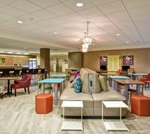 Home2 Suites Mechanicsburg Lobby