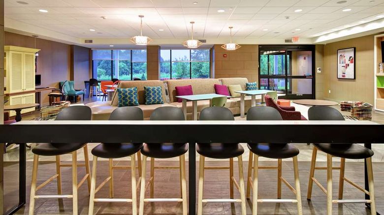 <b>Home2 Suites Mechanicsburg Lobby</b>. Images powered by <a href="https://iceportal.shijigroup.com/" title="IcePortal" target="_blank">IcePortal</a>.