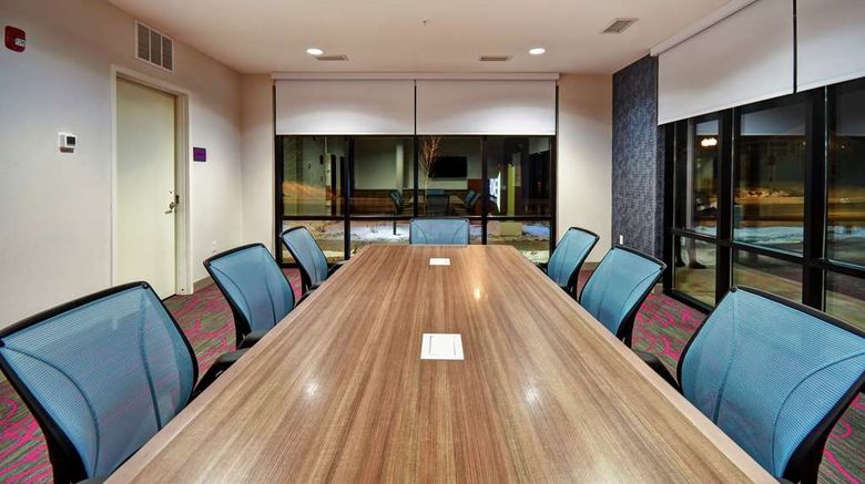 <b>Home2 Suites Eagan Minneapolis Meeting</b>. Images powered by <a href="https://iceportal.shijigroup.com/" title="IcePortal" target="_blank">IcePortal</a>.