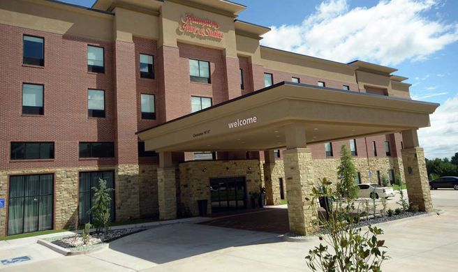 Hampton Inn & Suites OKC/Quail Springs Exterior