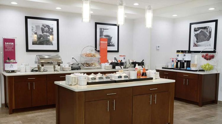 Hampton Inn & Suites OKC/Quail Springs Restaurant