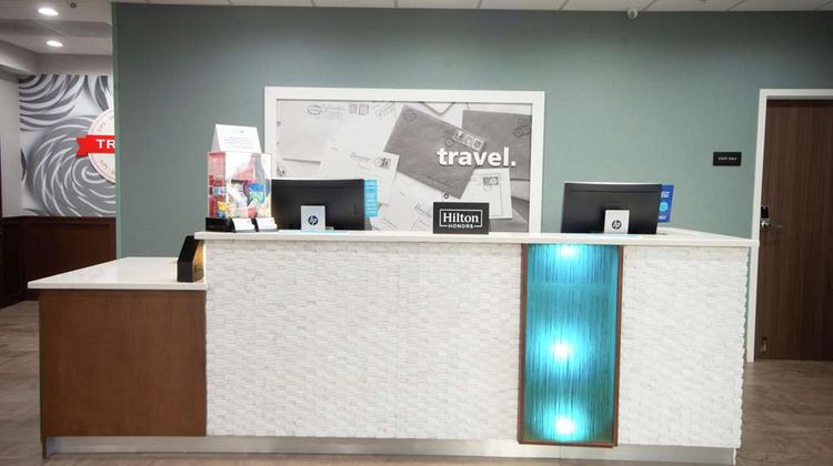 Hampton Inn & Suites OKC/Quail Springs Lobby