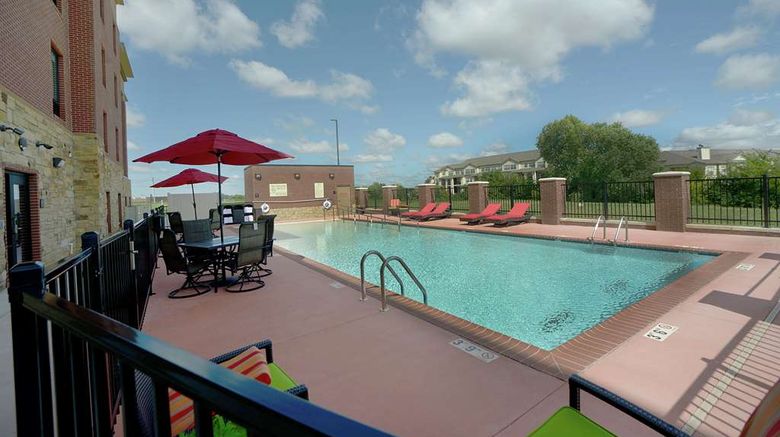 <b>Hampton Inn & Suites OKC/Quail Springs Pool</b>. Images powered by <a href="https://iceportal.shijigroup.com/" title="IcePortal" target="_blank">IcePortal</a>.
