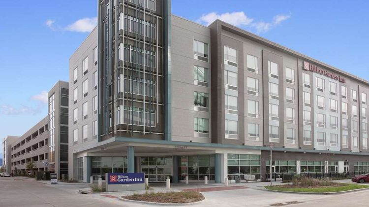 Hilton Garden Inn Omaha Aksarben Village Exterior