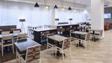 <b>Hampton Inn & Suites Phoenix Downtown Lobby</b>. Images powered by <a href="https://iceportal.shijigroup.com/" title="IcePortal" target="_blank">IcePortal</a>.