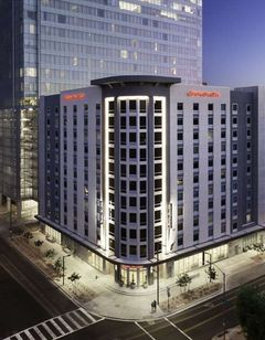 Hampton Inn & Suites Phoenix Downtown