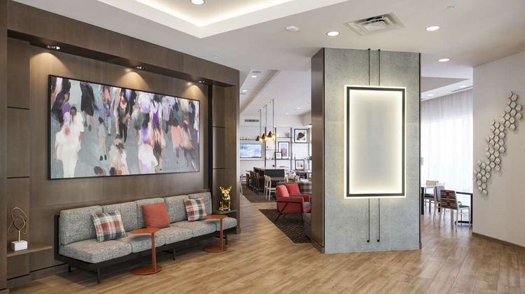 Hampton Inn & Suites Phoenix Downtown Lobby