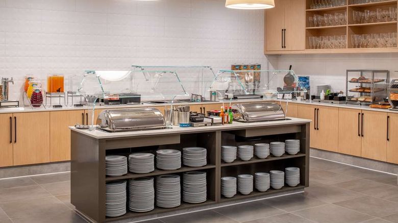 <b>Homewood Suites by Hilton Belmont Restaurant</b>. Images powered by <a href="https://iceportal.shijigroup.com/" title="IcePortal" target="_blank">IcePortal</a>.