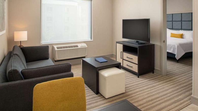 <b>Homewood Suites by Hilton Belmont Room</b>. Images powered by <a href="https://iceportal.shijigroup.com/" title="IcePortal" target="_blank">IcePortal</a>.
