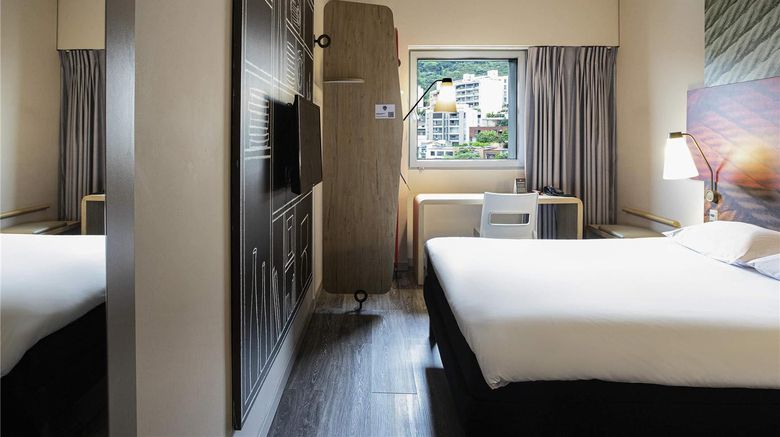 <b>Ibis Cali Granada Room</b>. Images powered by <a href="https://iceportal.shijigroup.com/" title="IcePortal" target="_blank">IcePortal</a>.