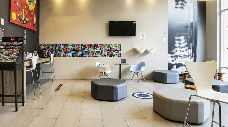 Ibis Cali Granada Exterior