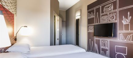Ibis Cali Granada Room