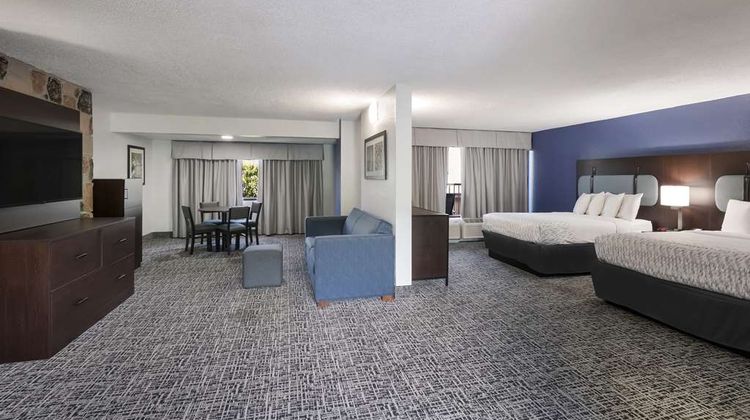 SureStay Plus By Best Western Gatlinburg Room