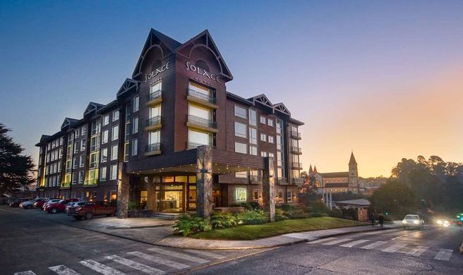 Hotel Solace Exterior