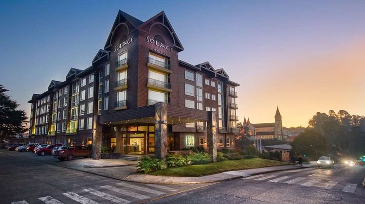 Hotel Solace Exterior