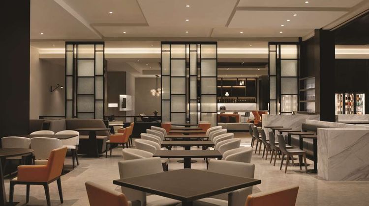 Hyatt Place Shanghai Tianshan Lobby