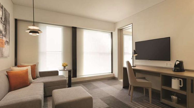 Hyatt Place Shanghai Tianshan Suite