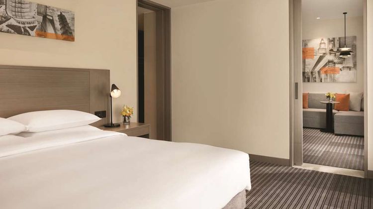 Hyatt Place Shanghai Tianshan Suite