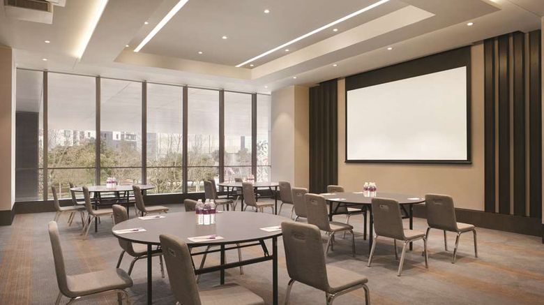 <b>Hyatt Place Shanghai Tianshan Meeting</b>. Images powered by <a href="https://iceportal.shijigroup.com/" title="IcePortal" target="_blank">IcePortal</a>.
