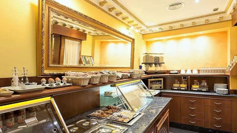 <b>Hotel Manfredi Restaurant</b>. Images powered by <a href="https://iceportal.shijigroup.com/" title="IcePortal" target="_blank">IcePortal</a>.