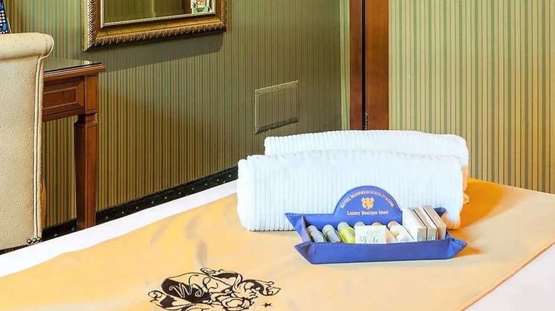 <b>Hotel Manfredi Room</b>. Images powered by <a href="https://iceportal.shijigroup.com/" title="IcePortal" target="_blank">IcePortal</a>.