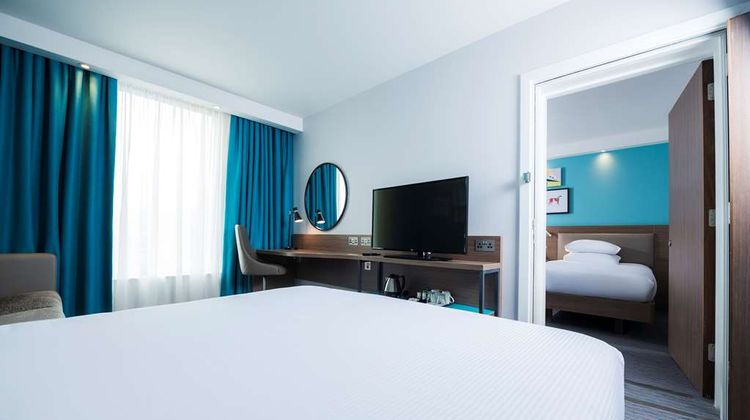 Hampton by Hilton Belfast City Centre Room