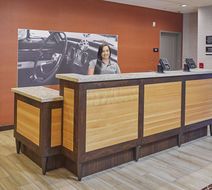 Hampton Inn & Suites Roseburg Lobby