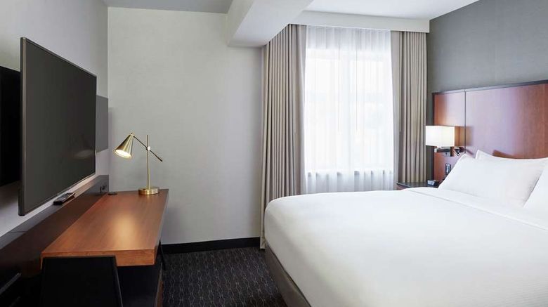 <b>DoubleTree by Hilton Montreal Airport Other</b>. Images powered by <a href="https://iceportal.shijigroup.com/" title="IcePortal" target="_blank">IcePortal</a>.