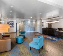 MainStay Suites Denver Intl Airport Lobby