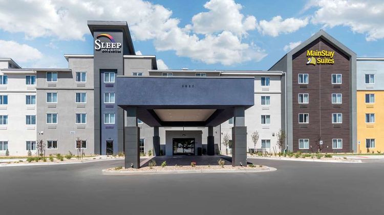 MainStay Suites Denver Intl Airport Exterior