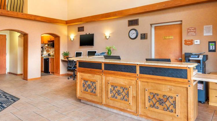 Clarion Inn Ormond Beach Lobby