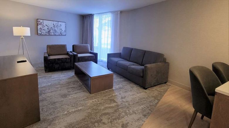 <b>The Riverside Hotel, BW Premier Coll. Suite</b>. Images powered by <a href="https://iceportal.shijigroup.com/" title="IcePortal" target="_blank">IcePortal</a>.