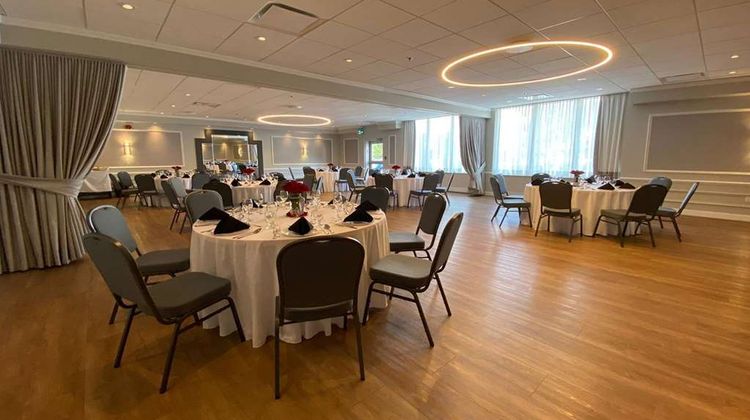 Ramada Plaza Montreal Ballroom