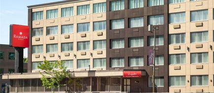 Ramada Plaza Montreal Exterior