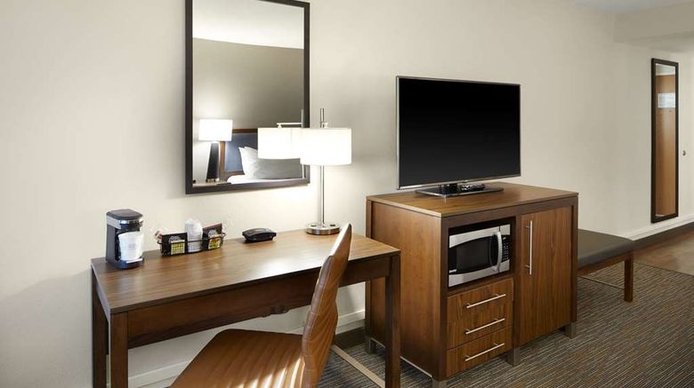 <b>Wingate by Wyndham St Clairsville Room</b>. Images powered by <a href="https://iceportal.shijigroup.com/" title="IcePortal" target="_blank">IcePortal</a>.