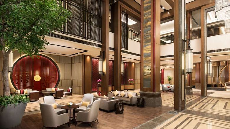 <b>Shangri-La Hotel, Jinan Lobby</b>. Images powered by <a href="https://iceportal.shijigroup.com/" title="IcePortal" target="_blank">IcePortal</a>.