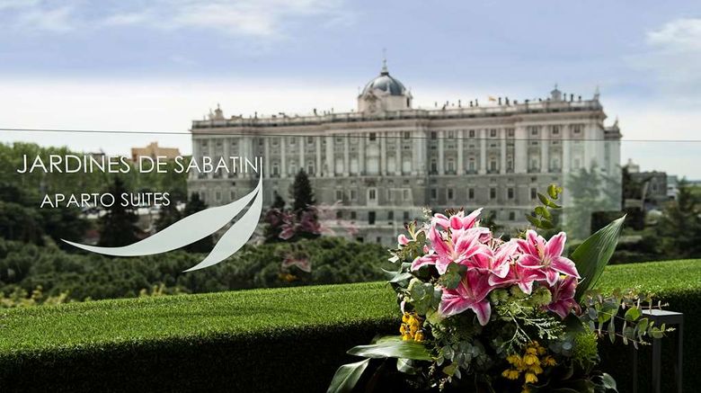 <b>Jardines de Sabatini Apartosuites Exterior</b>. Images powered by <a href="https://iceportal.shijigroup.com/" title="IcePortal" target="_blank">IcePortal</a>.