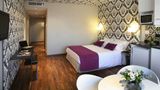 Jardines de Sabatini Apartosuites Suite