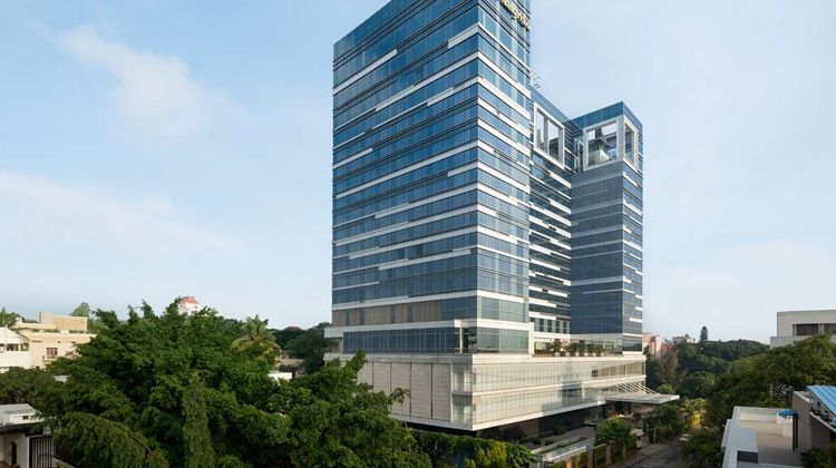 Shangri-La Hotel Bengaluru Exterior